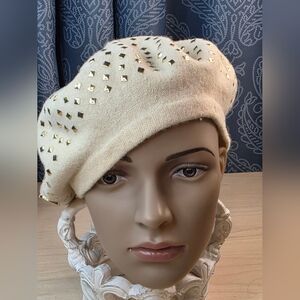 Juicy Couture Womens Studded Beret Hat-Cream/Gold Embellished Studded 100% Wool